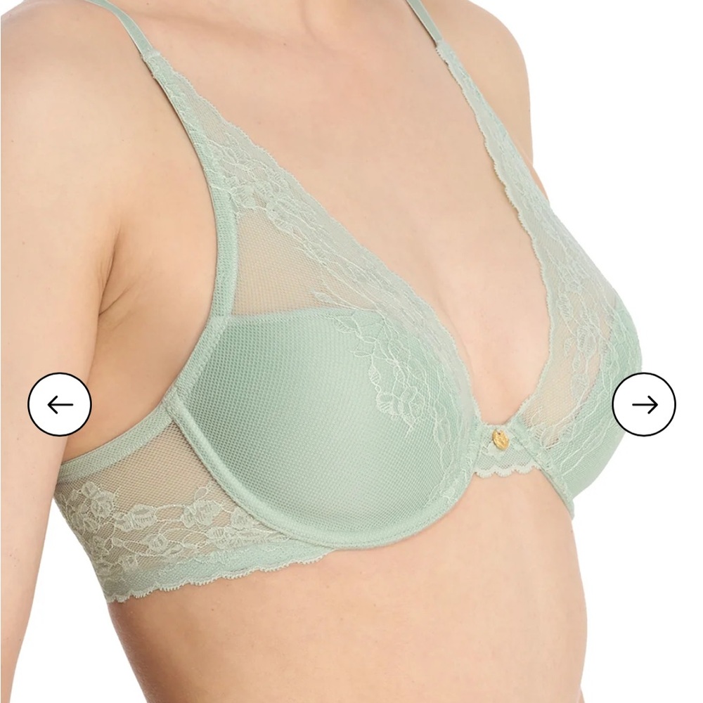 Natori Lace Underwire Bra in Soft Green